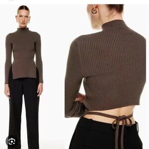 Aritzia *BLACK*  Ribbed Knit Top